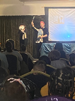 Nyakigláb, Csupaháj és Málészáj